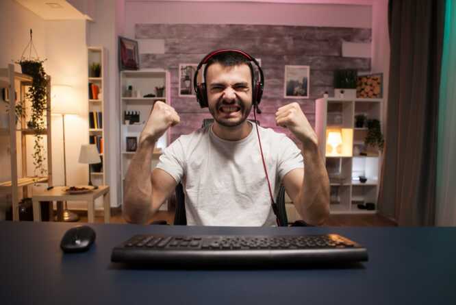 Wie monetarisiert man Livestreaming auf Twitch & Co.?
